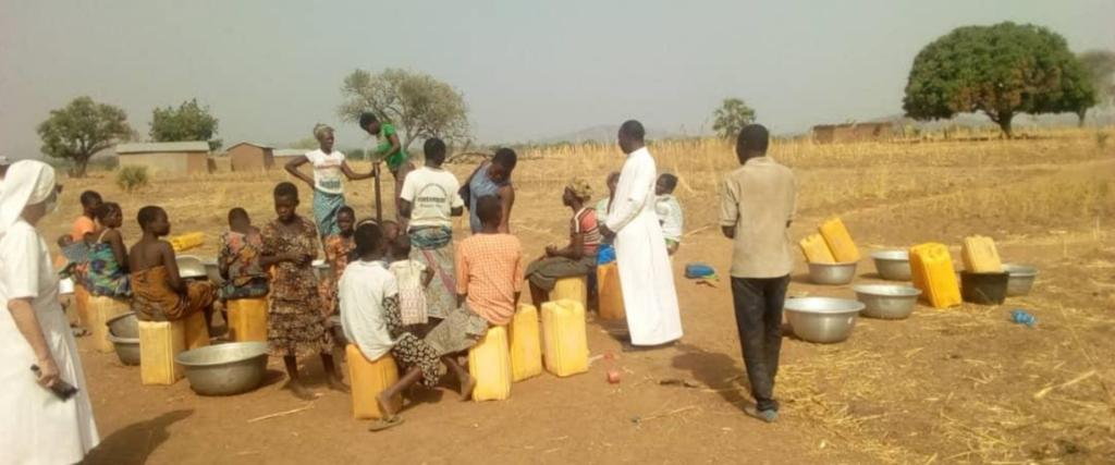 Dagelijks schoon water voor dorpsbewoners in Benin